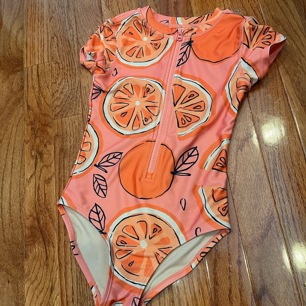 Tea Collection Rashguard Swimsuit Girl Size 6